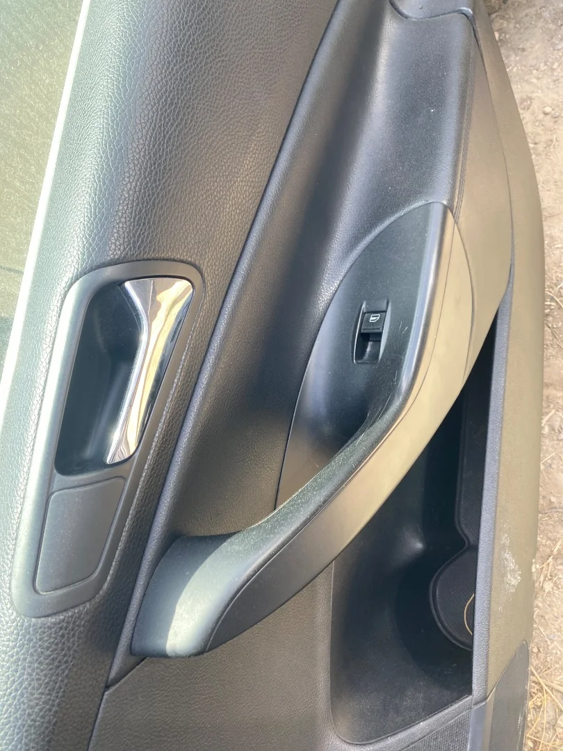 Foto de MANDO ELEVALUNAS DELANTERO DERECHO VOLKSWAGEN PASSAT VARIANT (3C5) 2.0 TDI DPF (170 CV / 125 KW)