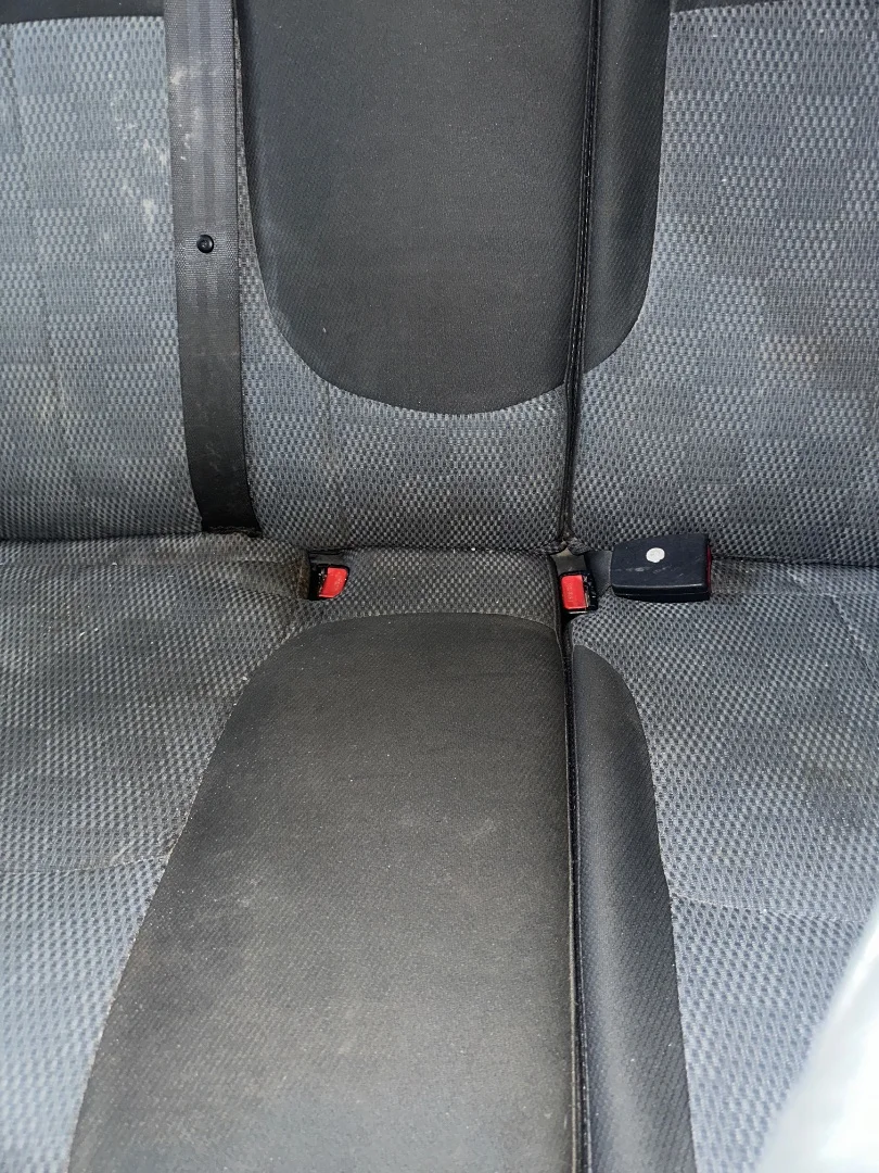 Foto de ENGANCHE CINTURON TRASERO IZQUIERDO KIA PICANTO (SA) 1.1 CAT (65 CV / 48 KW)