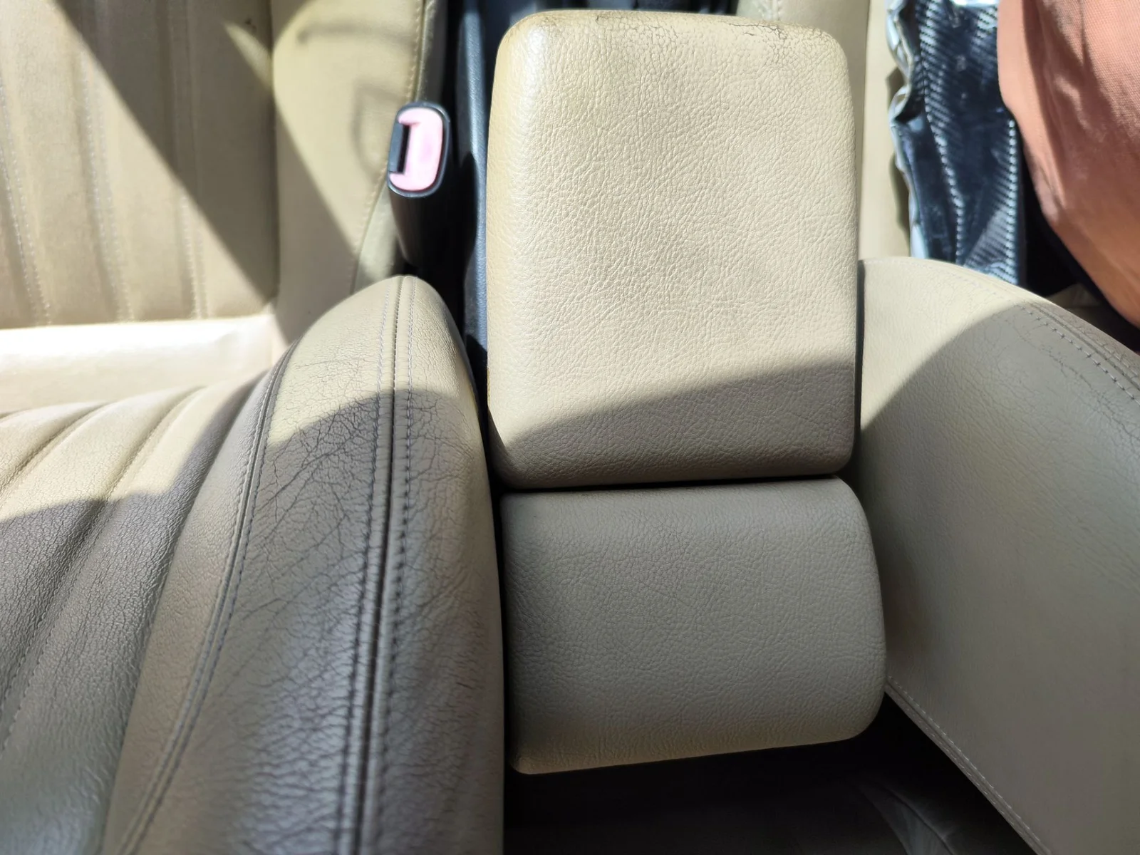 Foto de APOYABRAZOS CENTRAL ALFA ROMEO 156 SPORTWAGON 2.4 JTD CAT (175 CV / 129 KW) referencia 156065432