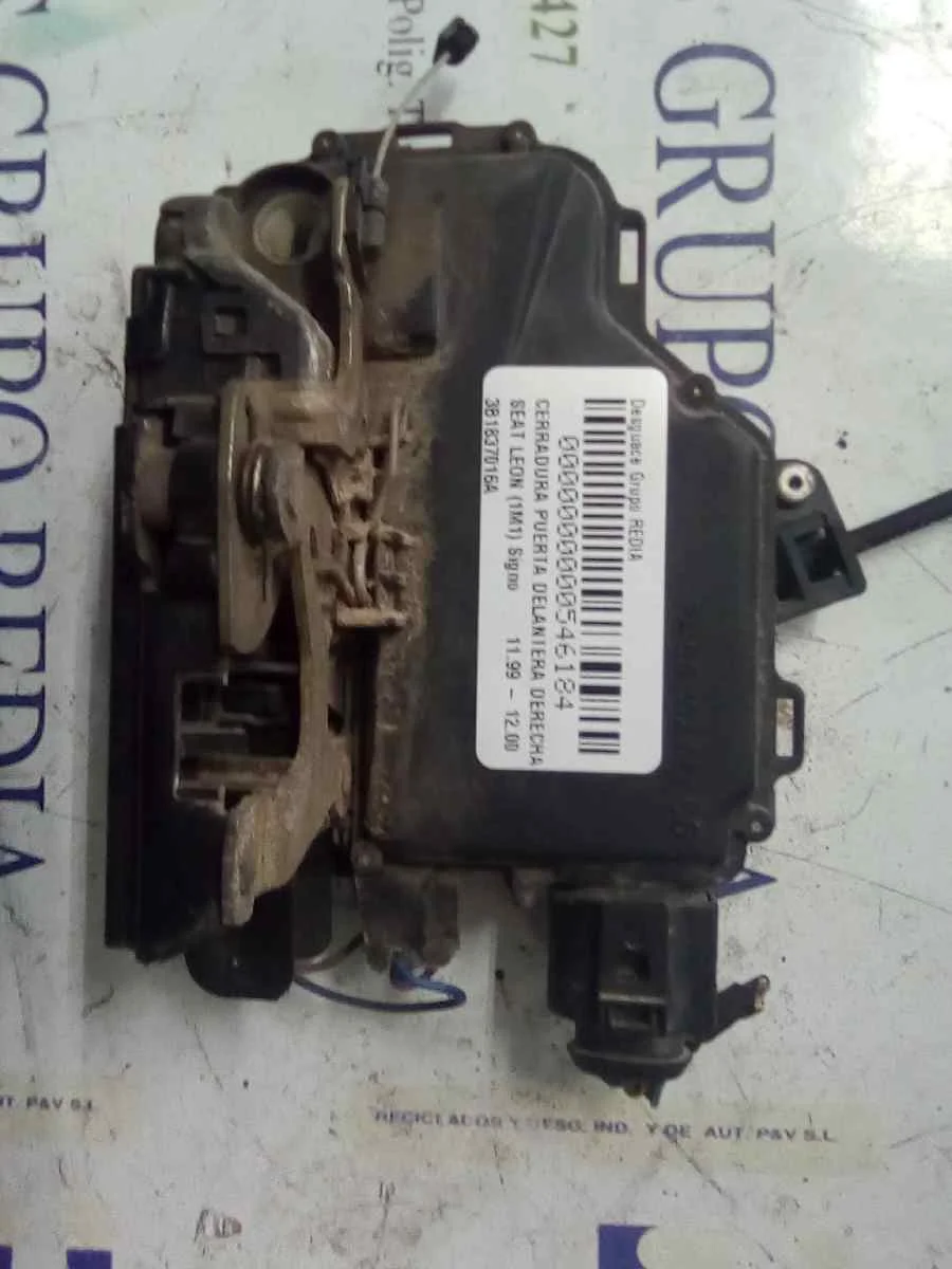 Foto de CERRADURA PUERTA DELANTERA DERECHA SEAT LEON (1M1) referencia 3B1837016A