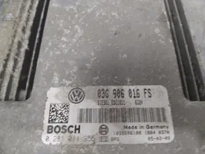 Foto de CENTRALITA MOTOR UCE VOLKSWAGEN GOLF V (1K1)(10.2003) 1.9 TDI (90 CV / 66 KW) referencia 03G906016FS foto 5