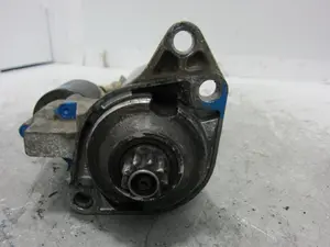 Foto de MOTOR ARRANQUE SEAT CORDOBA BERLINA (6K2) referencia 020911024A foto 1