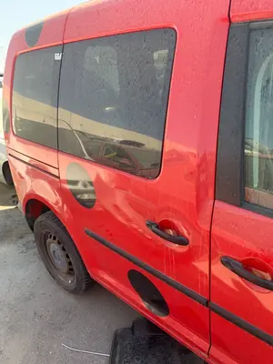 Foto de PUERTA TRASERA DERECHA VOLKSWAGEN CADDY (2K)(02.2004) 2.0 SDI (69 CV / 51 KW)