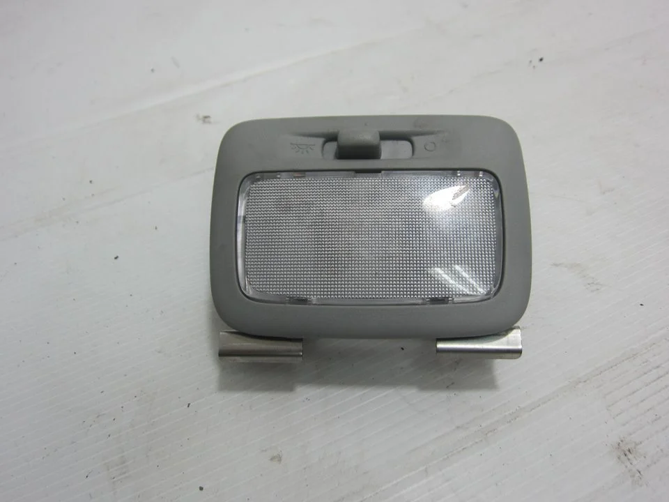 Foto de LUZ INTERIOR MITSUBISHI ASX (GA0W) 1.6 CAT (117 CV / 86 KW) referencia MN108119ZZ
