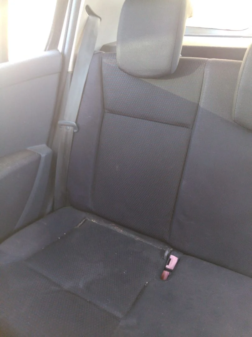 Foto de ASIENTOS TRASERO DERECHO RENAULT CLIO III 1.4 16V (98 CV / 72 KW)