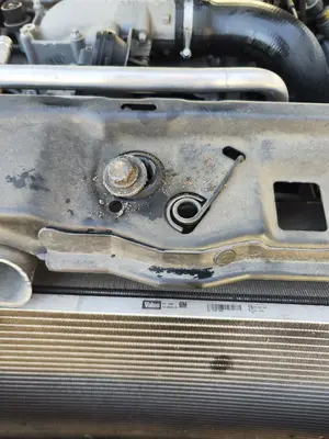 Foto de CERRADURA CAPO OPEL CORSA D 1.3 16V CDTI (75 CV / 55 KW) referencia 39082860 foto 26