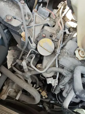 Foto de MOTOR COMPLETO NISSAN INTERSTAR (X70) 2.5 dCi Diesel CAT (114 CV / 84 KW) referencia G9U foto 2