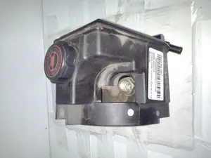 Foto de BOMBA DIRECCION CITROEN XSARA PICASSO referencia 9659820880 foto 4