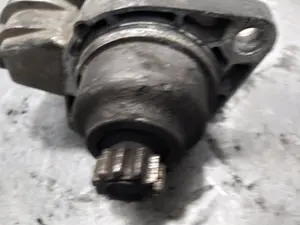Foto de MOTOR ARRANQUE VOLKSWAGEN GOLF IV BERLINA (1J1)(10.1997) 1.9 TDI (116 CV / 85 KW) referencia 2M911023C foto 2