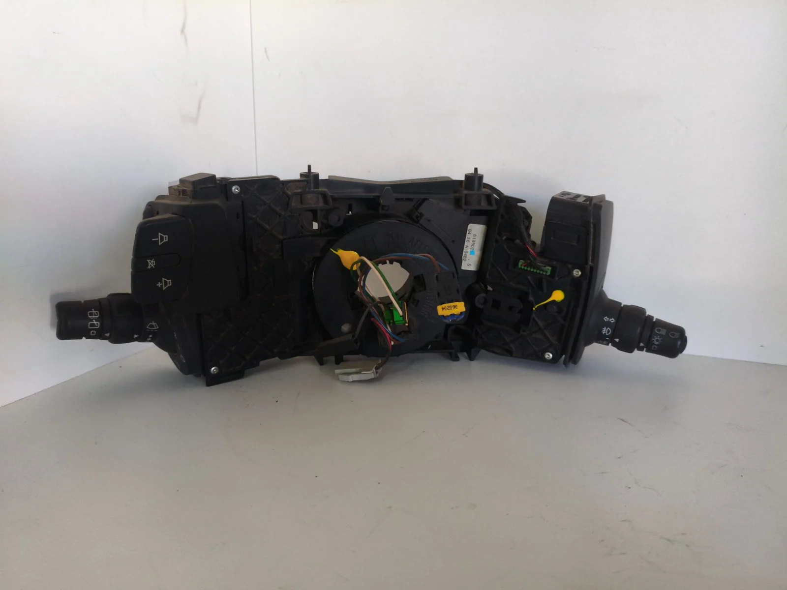 Foto de MANDO MULTIFUNCION RENAULT SCENIC II (JM) referencia 8200127727