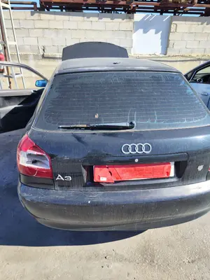 Foto de PORTON TRASERO AUDI A3 (8L) 1.6 (102 CV / 75 KW) referencia 8L0827023M foto 3