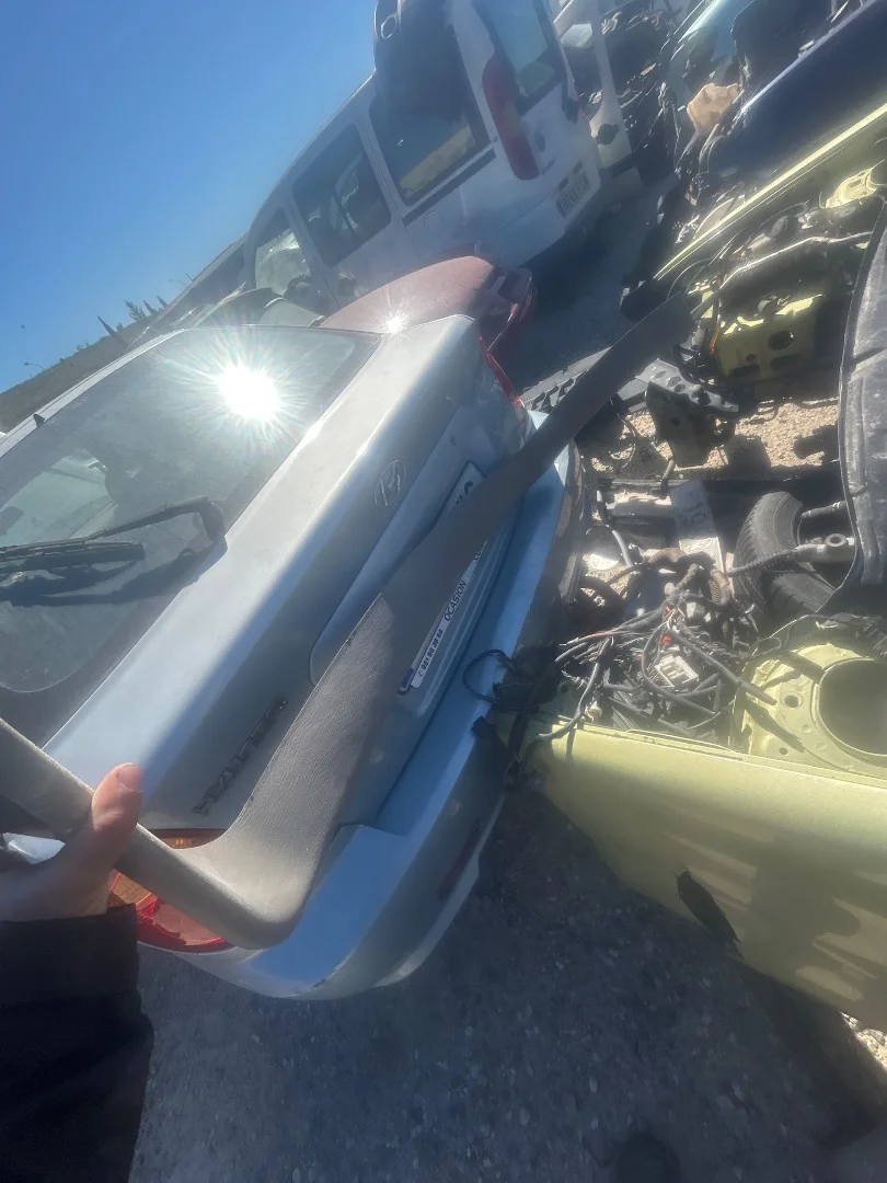 Foto de PORTON TRASERO HYUNDAI ACCENT (LC) 1.5 CRDi CAT (82 CV / 60 KW)