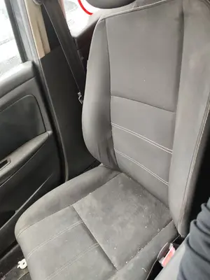 Foto de ASIENTO DELANTERO DERECHO RENAULT MEGANE III BERLINA 5P 1.5 dCi Diesel FAP (110 CV / 81 KW) foto 2