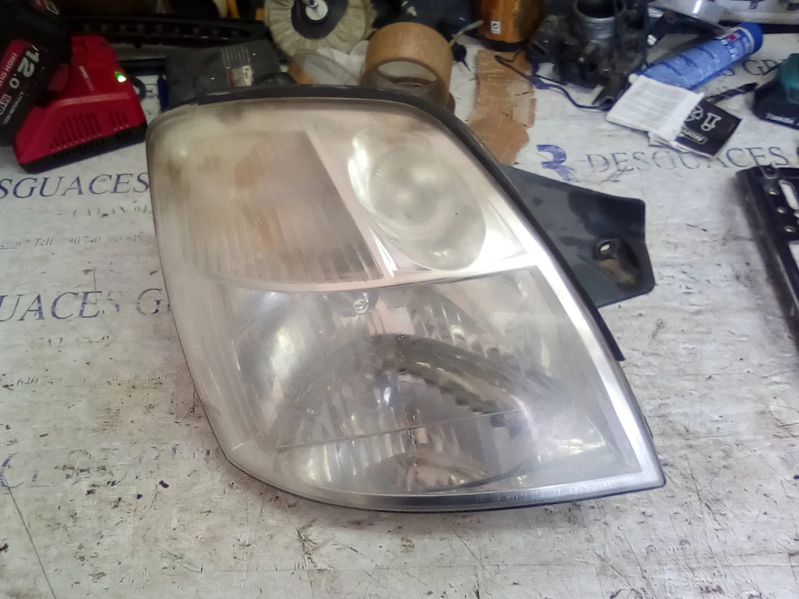Foto de FARO DERECHO KIA PICANTO (SA) referencia 92102070