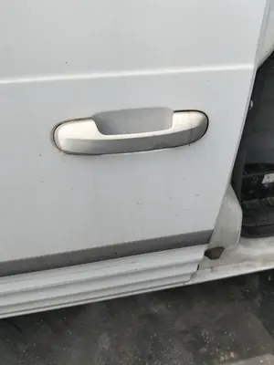 Foto de MANETA EXTERIOR LATERAL DERECHA FORD TRANSIT CONNECT (TC7) 1.8 TDCi CAT (110 CV / 81 KW)