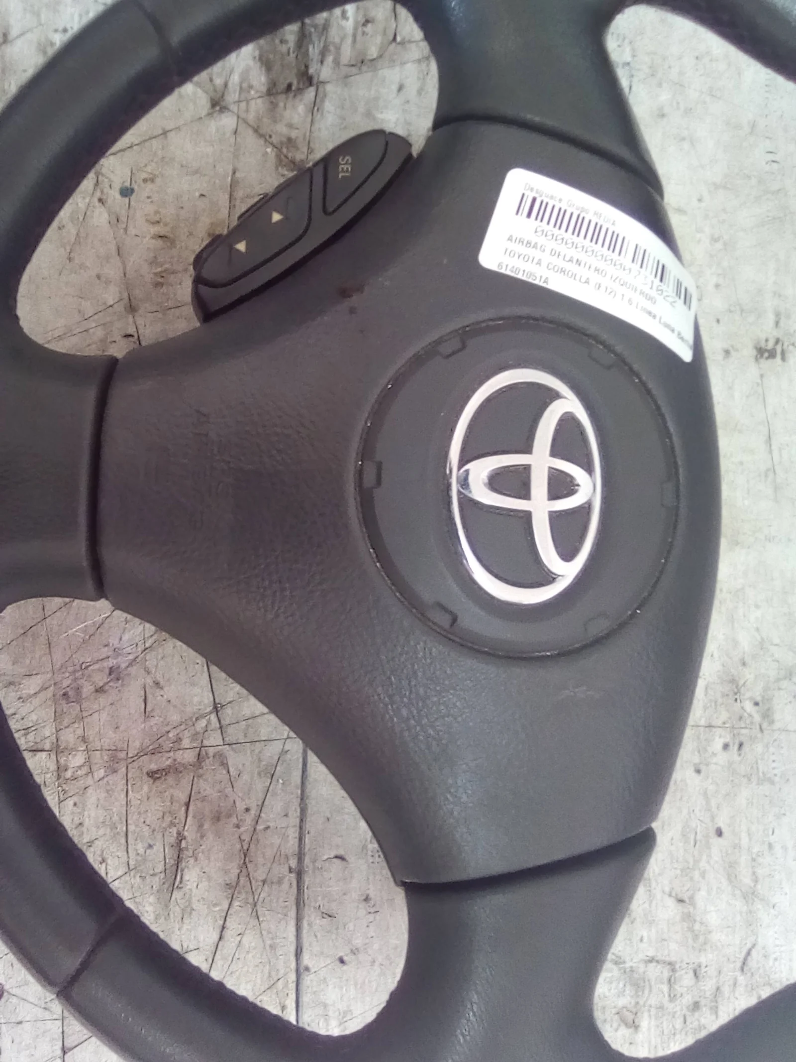 Foto de AIRBAG DELANTERO IZQUIERDO TOYOTA COROLLA (E12) 1.6 16V (110 CV / 81 KW) referencia 61401051A