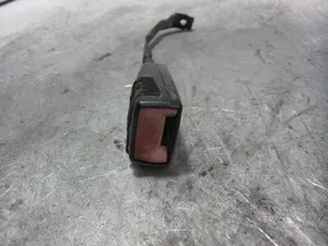 Foto de ENGANCHE CINTURON TRASERO DERECHO AUDI A3 SPORTBACK (8PA) 1.9 TDI (105 CV / 77 KW) referencia 8P0857756C foto 4