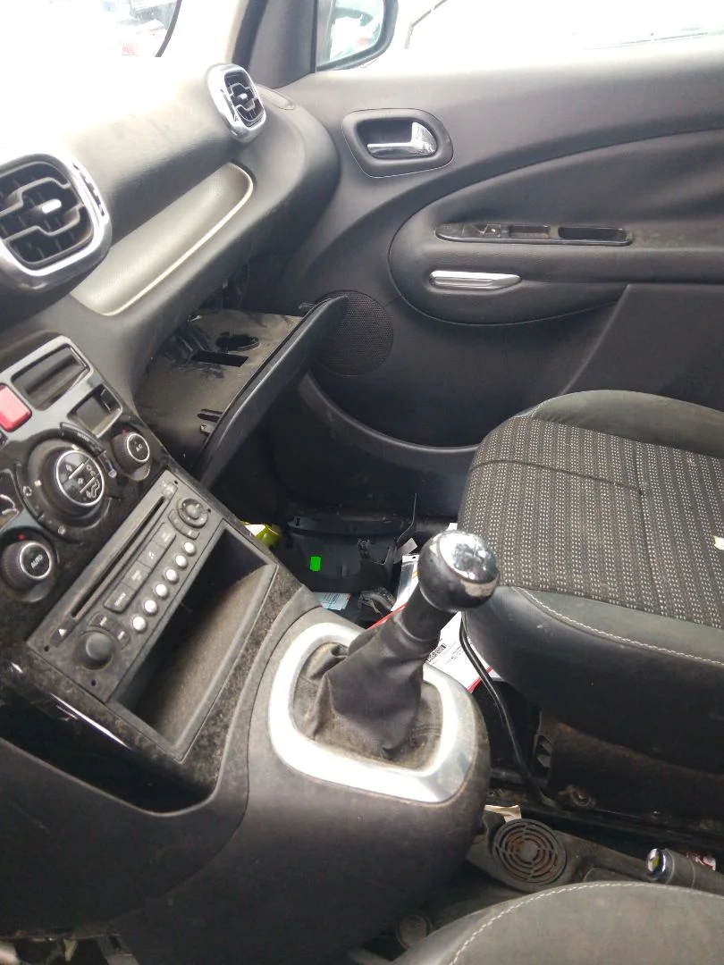 Foto de PALANCA CAMBIO CITROEN C3 PICASSO 1.6 16V (120 CV / 88 KW)