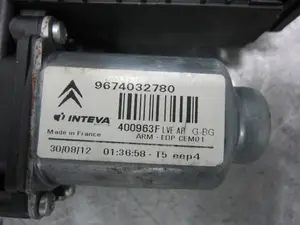 Foto de ELEVALUNAS DELANTERO IZQUIERDO CITROEN C4 PICASSO 1.6 16V (120 CV / 88 KW) referencia 9674032780 foto 4