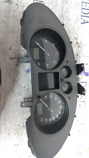 Foto de RELOJ CUENTA KILOMETROS SEAT CORDOBA BERLINA (6L2) 1.9 TDI (101 CV / 74 KW) referencia 6L0920803A