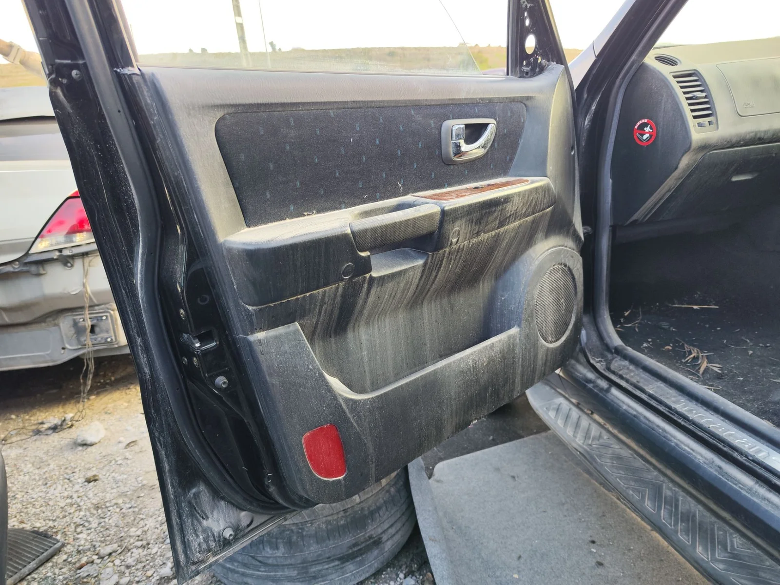 Foto de GUARNECIDO PUERTA DELANTERA IZQUIERDA HYUNDAI TERRACAN (HP) 2.9 CRDi CAT (150 CV / 110 KW)