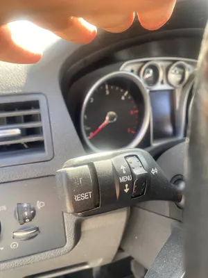 Foto de MANDO INTERMITENTES FORD KUGA (CBV) 2.0 TDCi CAT (136 CV / 100 KW)