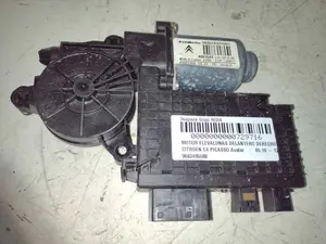 Foto de MOTOR ELEVALUNAS DELANTERO DERECHO CITROEN C4 PICASSO 1.6 16V HDi FAP (109 CV / 80 KW) referencia 9682495580 foto 1