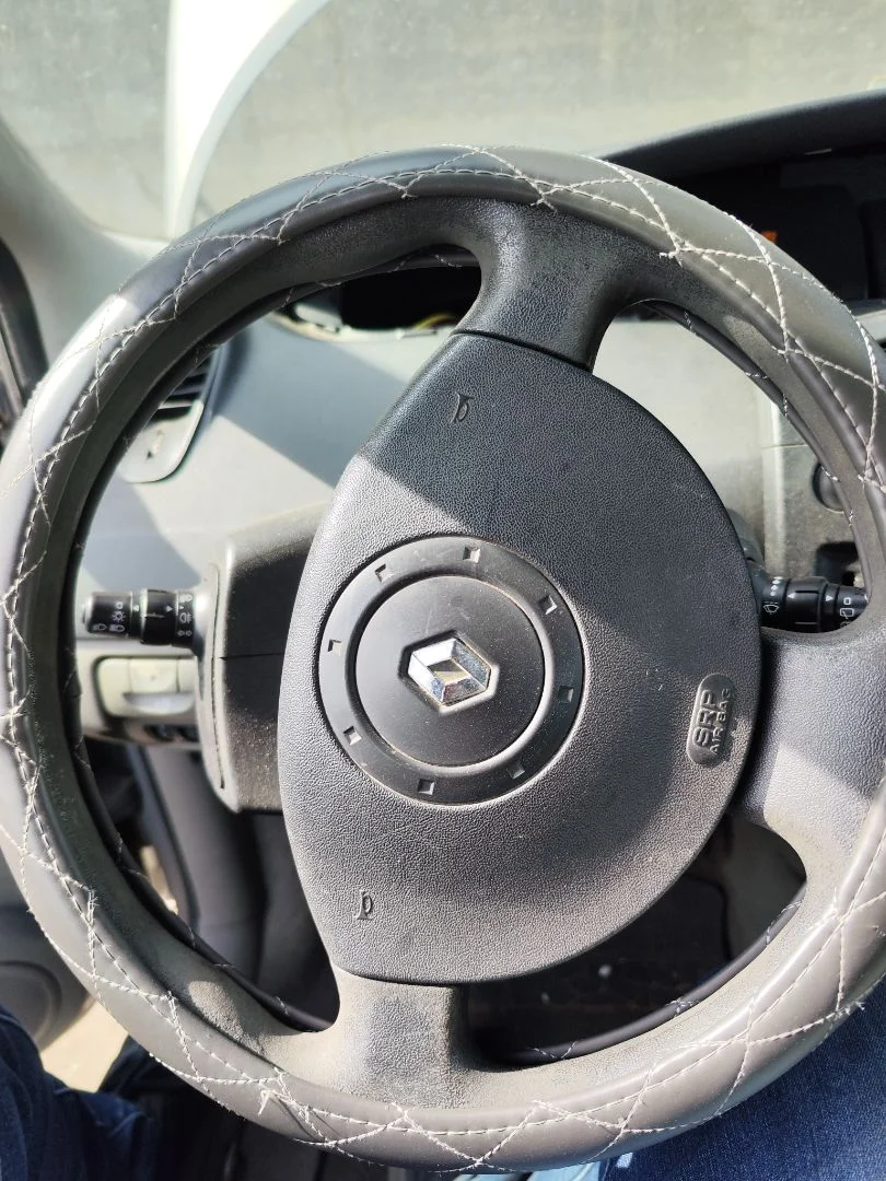 Foto de AIRBAG DELANTERO IZQUIERDO RENAULT SCENIC II (JM) 1.9 dCi Diesel (120 CV / 88 KW)