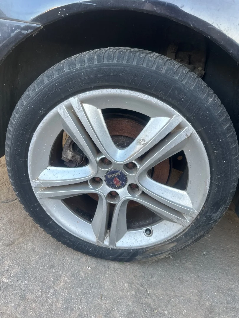 Foto de JUEGO LLANTAS SAAB 9-3 BERLINA 1.9 TiD CAT (150 CV / 110 KW) referencia 12804095