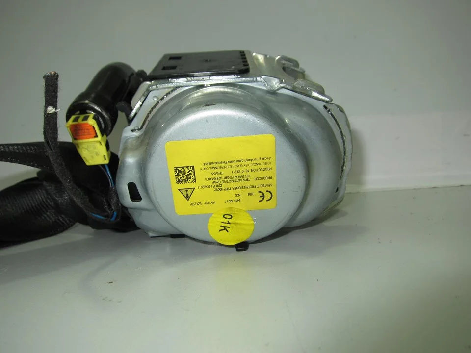Foto de CINTURON SEGURIDAD TRASERO DERECHO AUDI A5 COUPE (F53) referencia 8W6857806G
