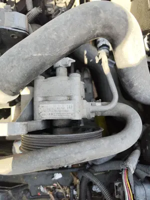 Foto de BOMBA DIRECCION VOLVO S60 BERLINA 2.4 Diesel (126 CV / 93 KW)