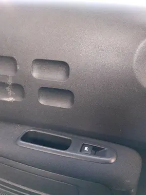 Foto de MANDO ELEVALUNAS TRASERO IZQUIERDO CITROEN C3