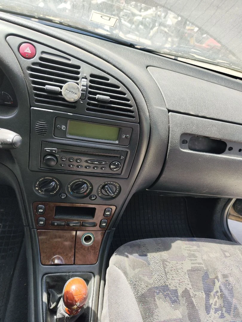 Foto de CONSOLA CENTRAL CITROEN XSARA BERLINA 2.0 HDi CAT (RHY / DW10TD) (90 CV / 66 KW)