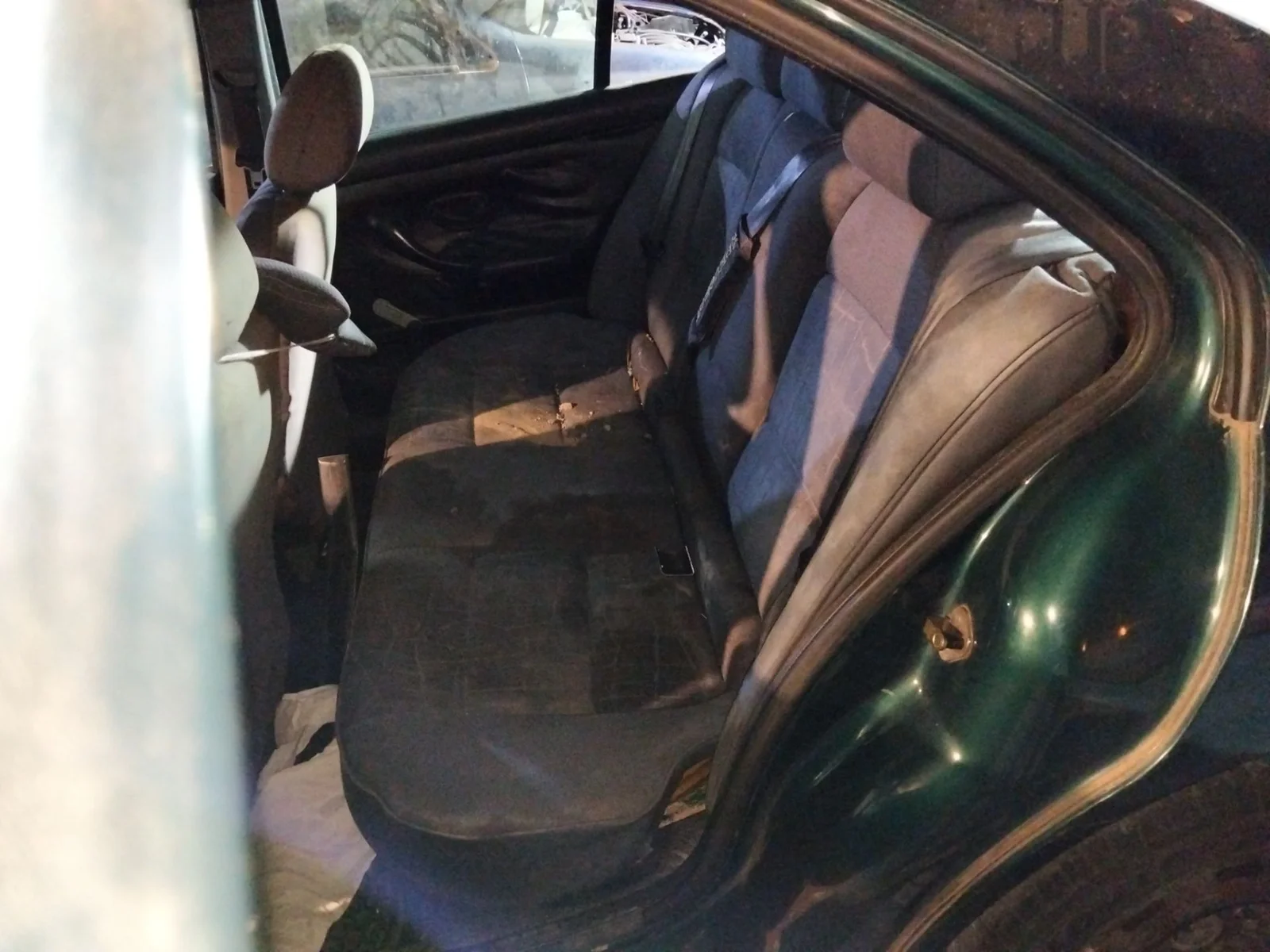 Foto de ASIENTOS TRASEROS PEUGEOT 406 BERLINA (S1/S2) 2.0 HDi CAT (90 CV / 66 KW) referencia 8943Y7
