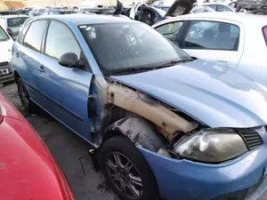 Foto de BRAZO SUSPENSION DELANTERO DERECHO SEAT IBIZA BERLINA (6J5) 1.4 TDI (80 CV / 59 KW)