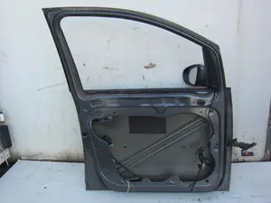 Foto de PUERTA DELANTERA IZQUIERDA VOLKSWAGEN TOURAN (1T3) 1.6 TDI DPF (105 CV / 77 KW) foto 4