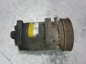 Foto de COMPRESOR AIRE ACONDICIONADO RENAULT MEGANE II CLASSIC BERLINA referencia 8200316164 foto 7