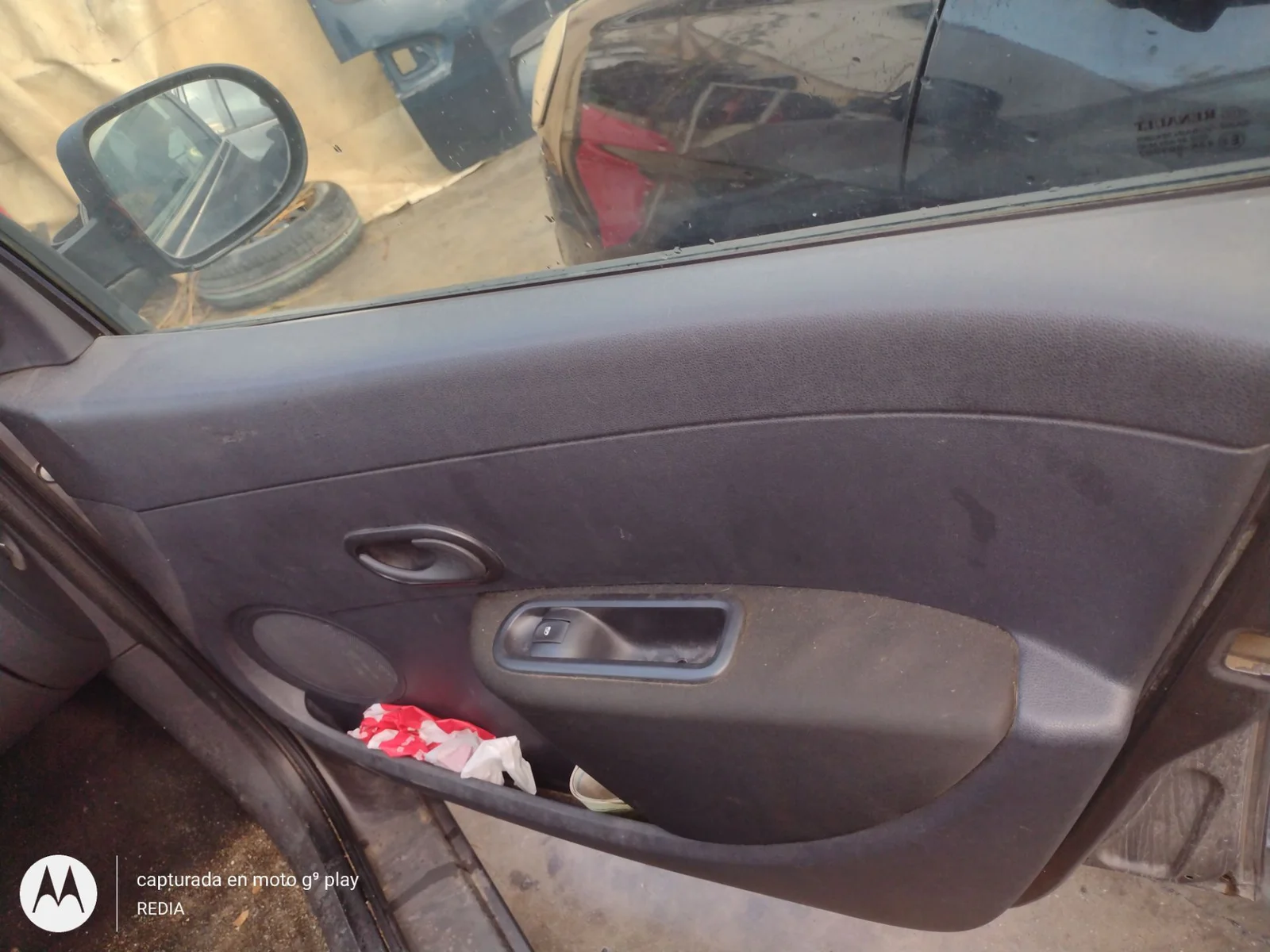Foto de ELEVALUNAS DELANTERO DERECHO RENAULT CLIO III 1.2 16V (75 CV / 55 KW)