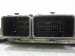Foto de CENTRALITA MOTOR UCE CITROEN XSARA PICASSO referencia 9648483480 foto 3