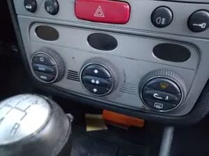 Foto de MANDO CALEFACCION / AIRE ACONDICIONADO ALFA ROMEO 147 (190) 1.9 JTD CAT (110 CV / 81 KW)