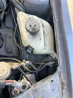 Foto de DEPOSITO LIMPIA PEUGEOT 309 1.6  (88 CV / 65 KW)