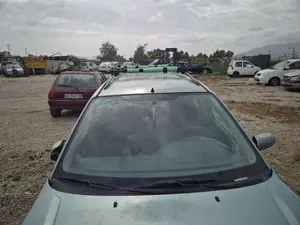 Foto de TECHO FORD FOCUS FAMILIAR (CAK) 1.8 TDDI Turbodiesel CAT (90 CV / 66 KW)