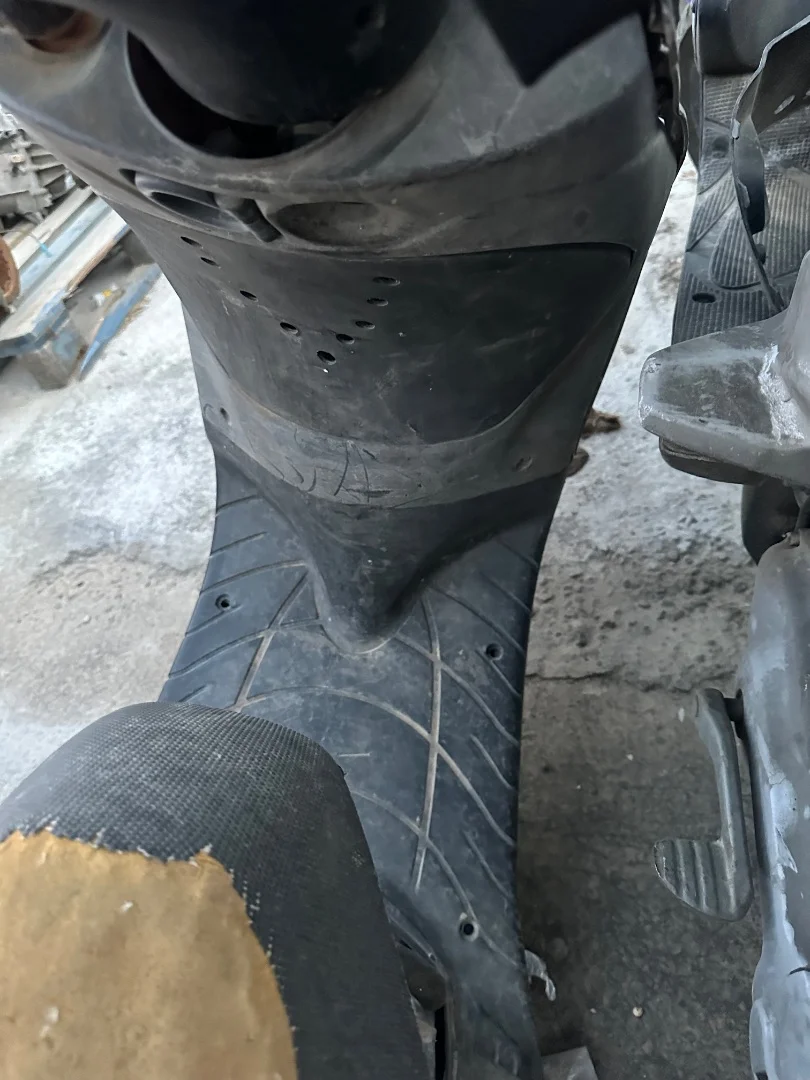 Foto de CONTRA ESCUDO PIAGGIO (VESPA) ZIP 49 cm3 - 2.1 kW (2 CV / 2 KW)