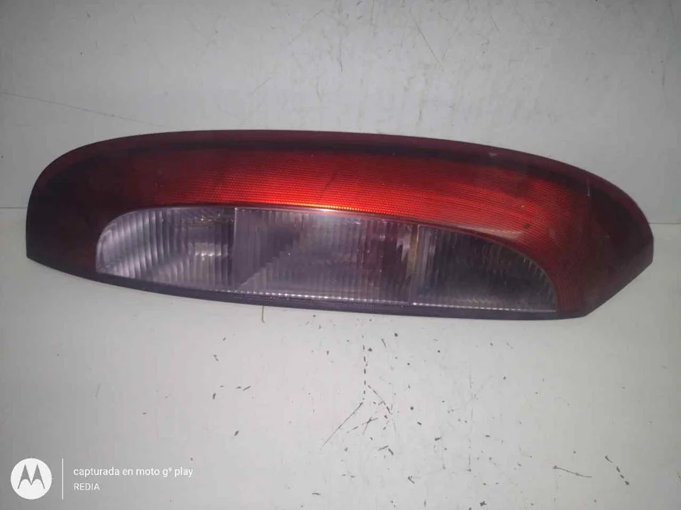 Foto de PILOTO TRASERO IZQUIERDO OPEL CORSA C 1.7 16V DI CAT (Y 17 DTL / LK8) (65 CV / 48 KW) referencia 09114336