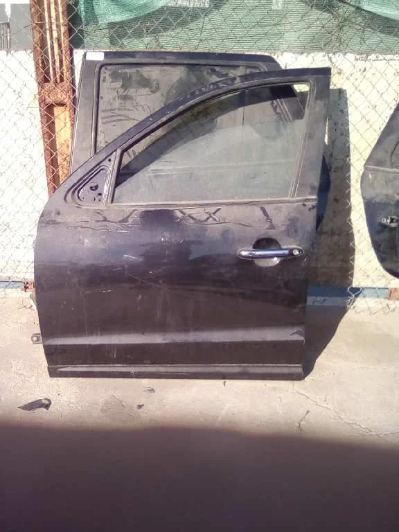 Foto de PUERTA DELANTERA IZQUIERDA HYUNDAI SANTA FE (CM)