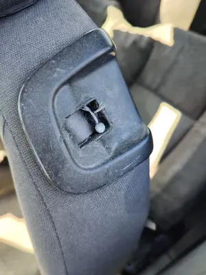 Foto de ASIENTO DELANTERO IZQUIERDO FORD FOCUS CABRIO (CA5) 2.0 TDCi CAT (136 CV / 100 KW) foto 2