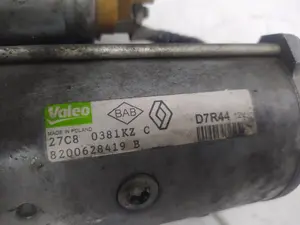 Foto de MOTOR ARRANQUE RENAULT MEGANE II BERLINA 3P referencia 8200628419B foto 4