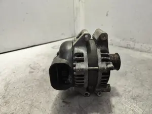 Foto de ALTERNADOR BMW SERIE M6 GRAN COUPE (F06) 4.4 V8 32V (560 CV / 412 KW) referencia 7606628 foto 4