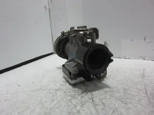 Foto de NO IDENTIFICADO HONDA S-WING referencia 16400-KTF-642 foto 3