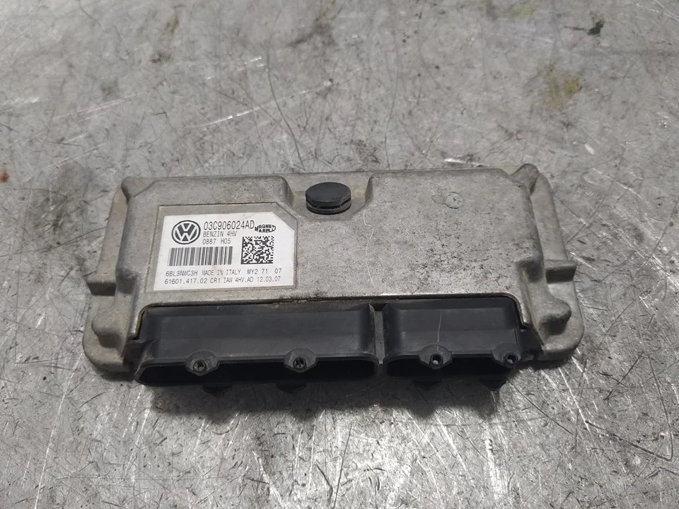 Foto de CENTRALITA MOTOR UCE VOLKSWAGEN POLO IV (9N3) 1.4 16V (80 CV / 59 KW) referencia 03C906024AD